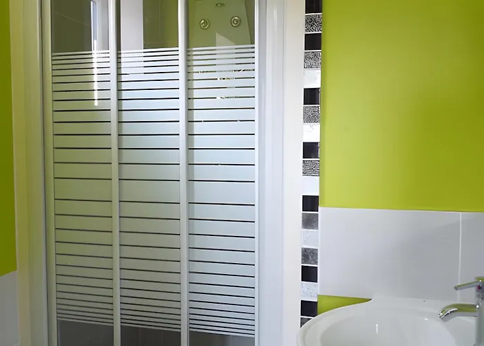 Petit Douillet L'abri Cotier Saint-Léonard